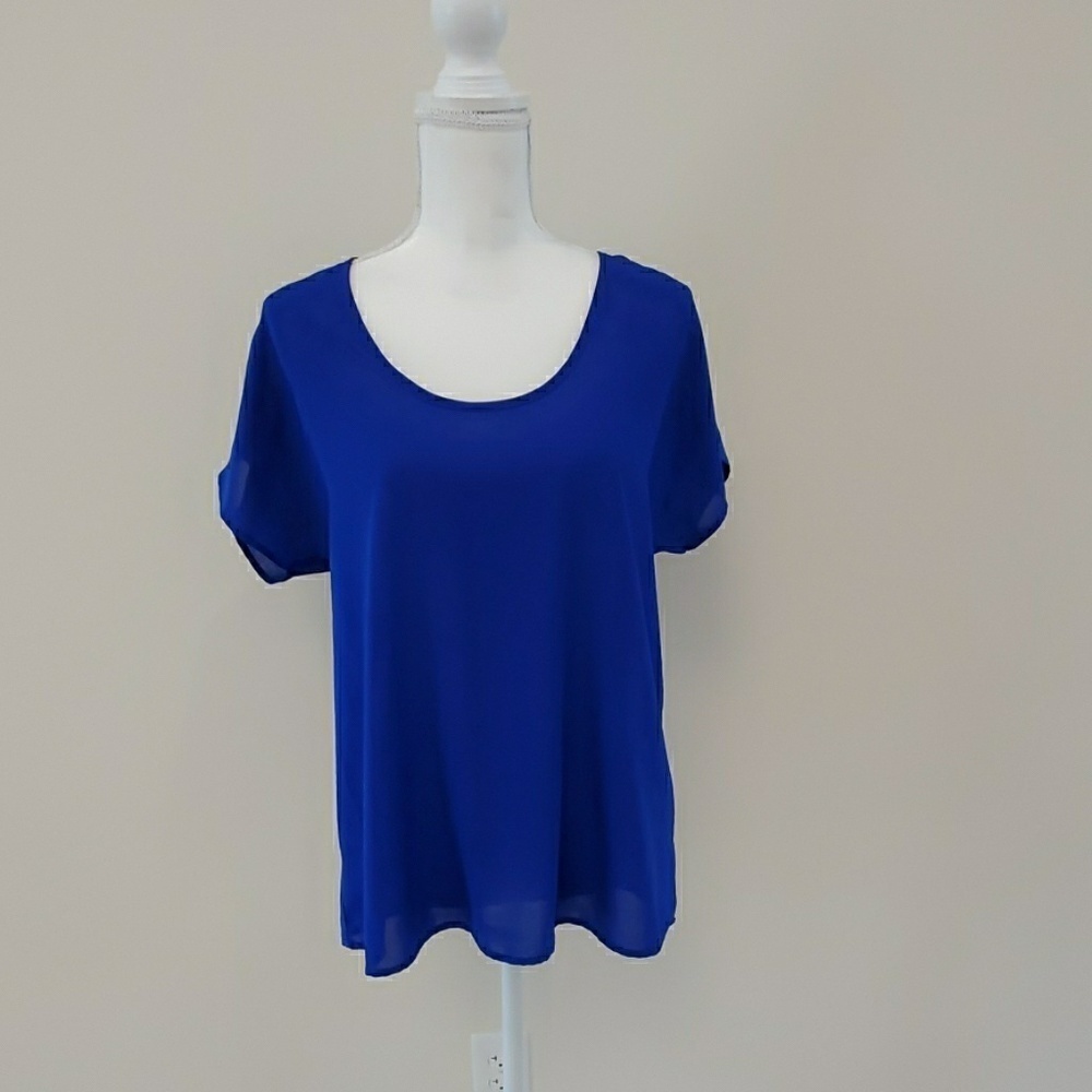 Fun & Flirt women's top. Size M